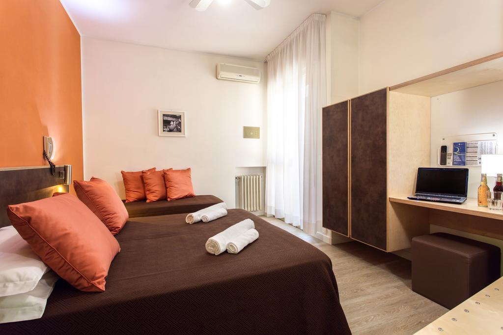 Hotel Antares Cervia Exterior foto